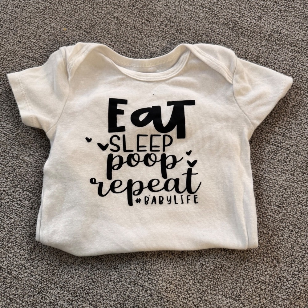 NWOT Gerber White Eat Sleep Poop Repeat #BabyLife Onesies 18 Months Short Sleeve